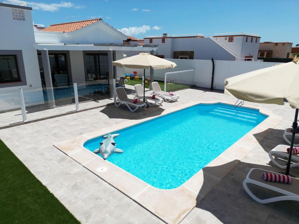 Ideal For Family Holidays, Near Beach And Golf- Casa James La Guirra Exterior photo